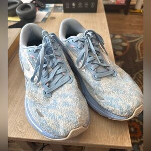 Brooks Women’s Blue and Pink Adrenaline GTS Running Shoes. Size 9, great cond.
